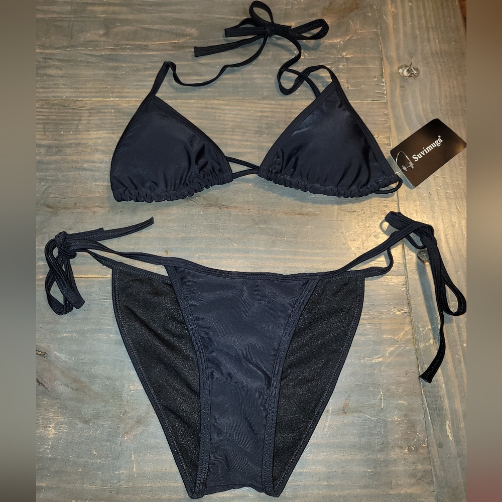 Triangle String Bikini Set NWOT Size XS ❤️❤️